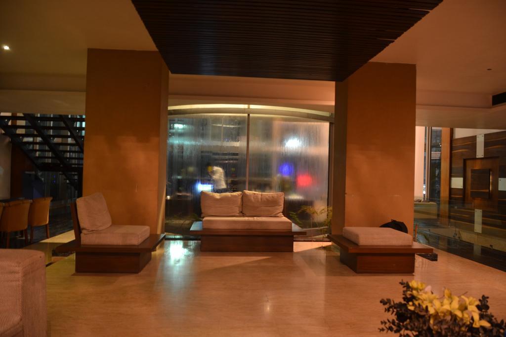 Sea Rock Inn Daman Esterno foto