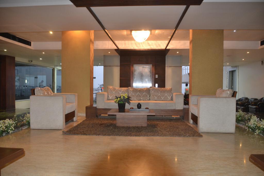 Sea Rock Inn Daman Esterno foto