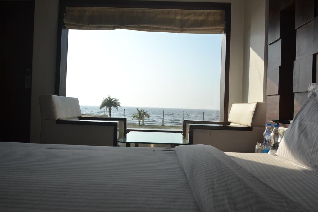Sea Rock Inn Daman Esterno foto