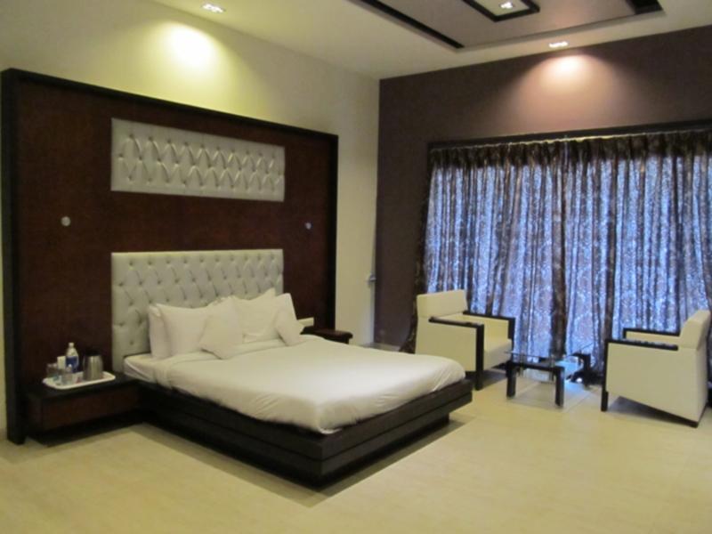Sea Rock Inn Daman Esterno foto