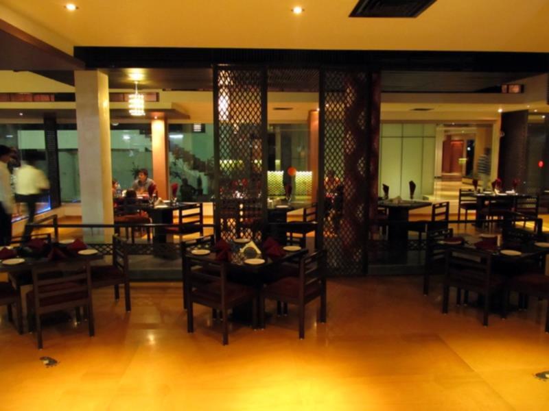 Sea Rock Inn Daman Esterno foto